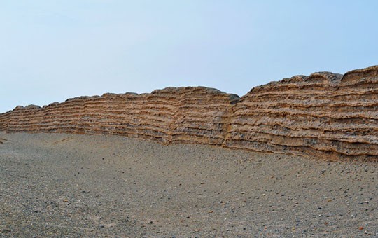 the ruins of Han Great Wall