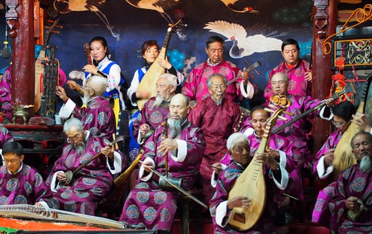 Actuación de música tradicional Naxi