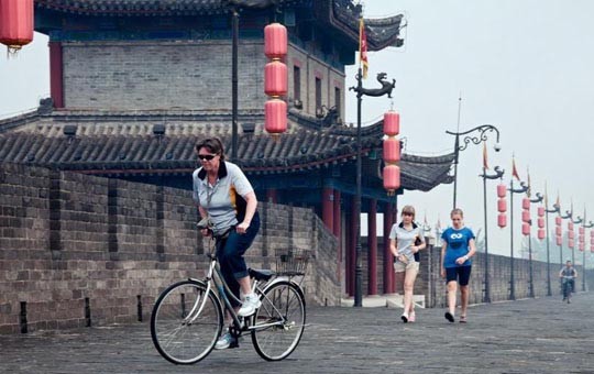 Bike or walk atop Xian's old city wall