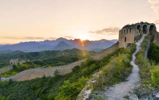Sunrise on the Great Wall