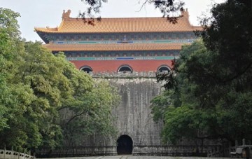 Ming Xiaoling Tomb and Sacred Way