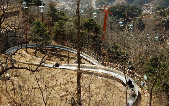 Tobogán de tobogán de la Gran Muralla de Mutianyu