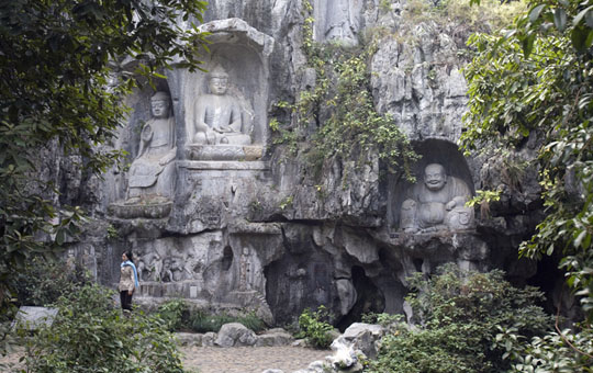  Les Grottes de Feilai Feng