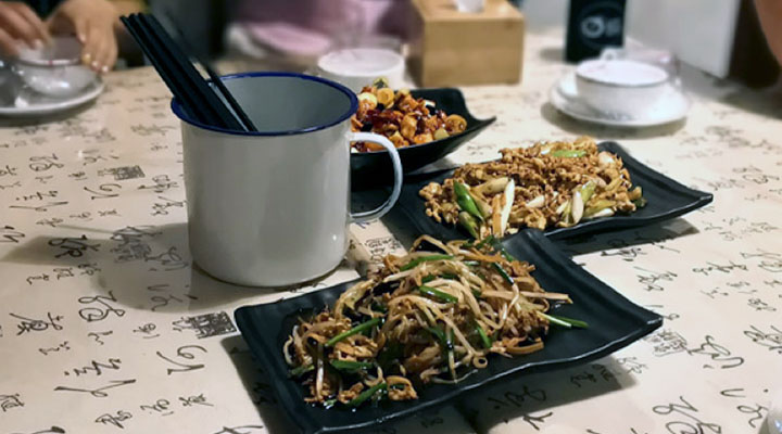 chinese food in beijing restaurant