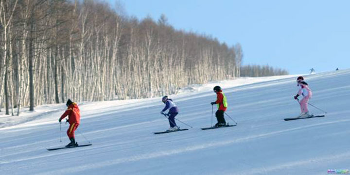 skiing in zhangjiakou